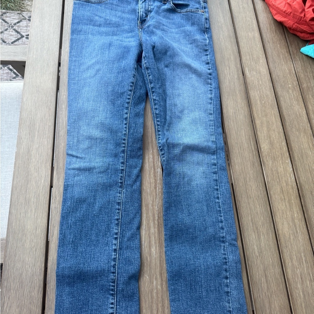 Levi’s Mid Rise Skinny Jeans Women’s Size 8M Medium Wash